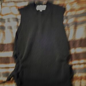 Elegant Black Sleeveless Sweater